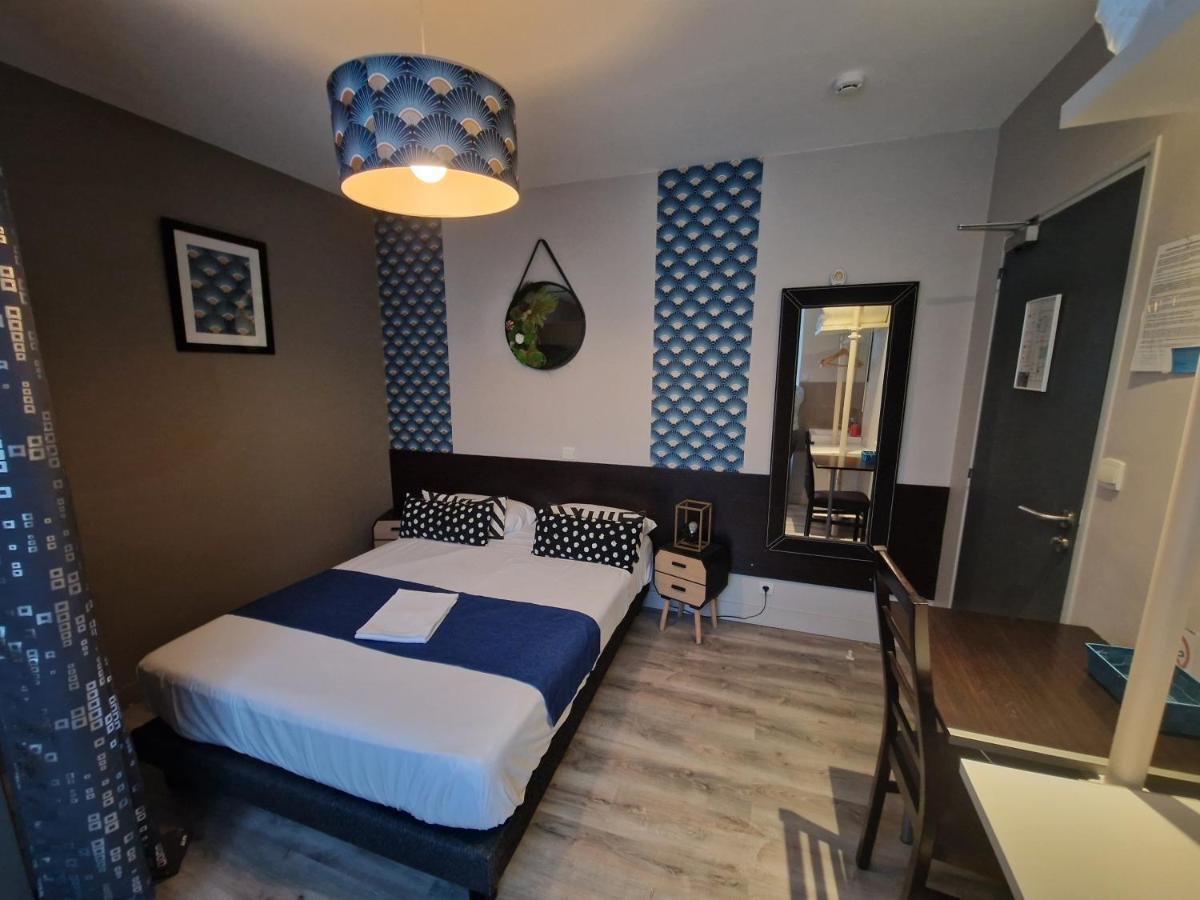 Hotel Saint Francois Precigne Soiree Etape Sur Demande Proche Sable-Sur-Sarthe מראה חיצוני תמונה